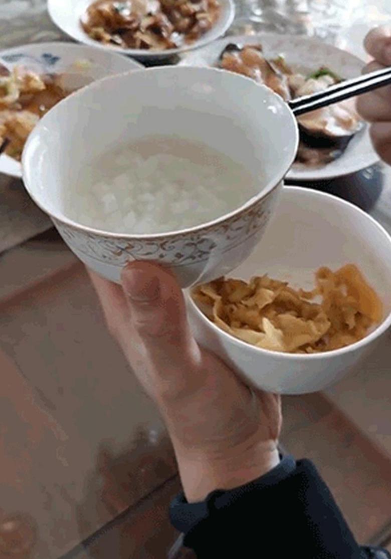 揭秘吃饭敲碗的禁忌与含义