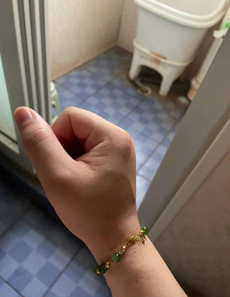 揭秘早上手发胀的6大原因及应对措施