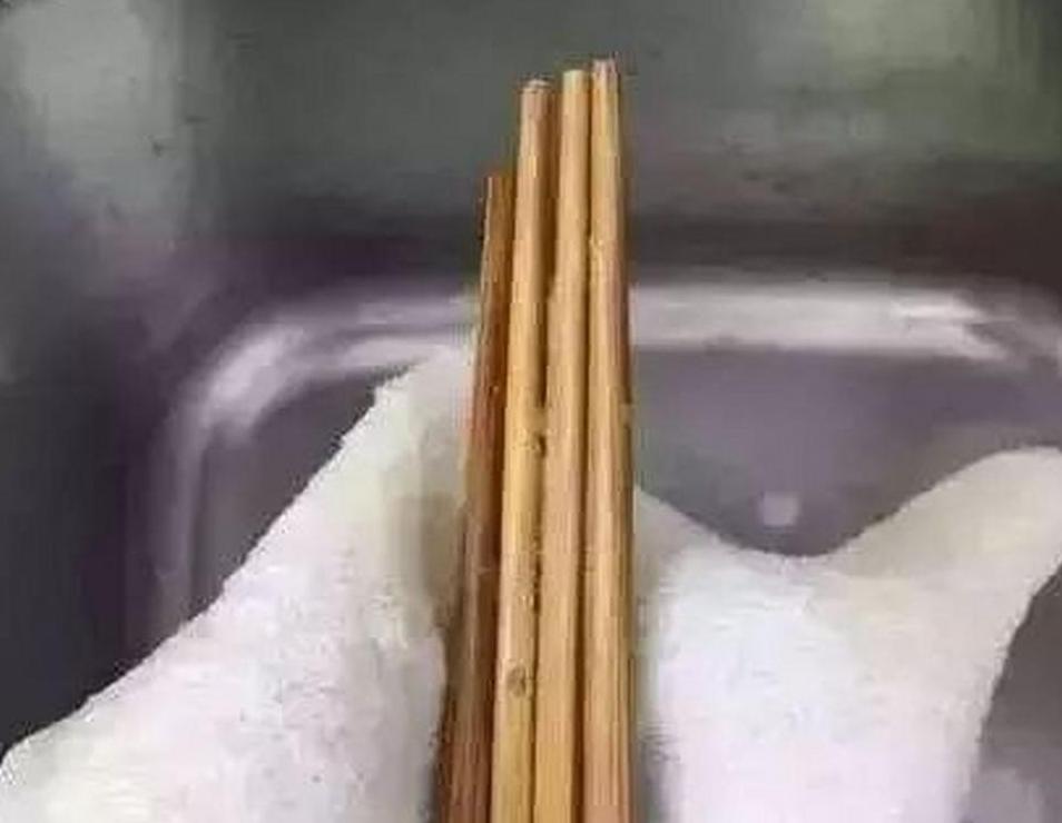 巧除筷子霉斑，恢复干净卫生